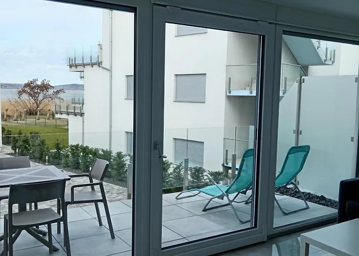 Villapark A-b 3, 4, *